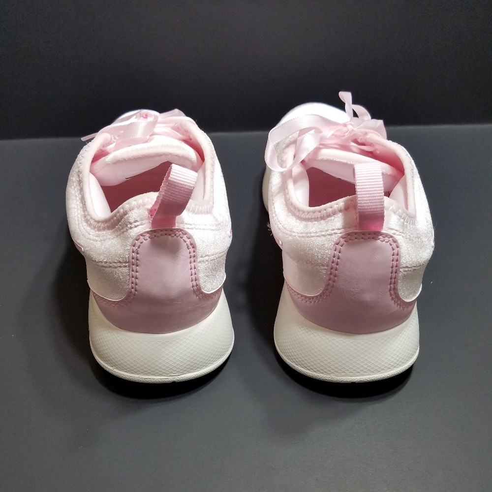 Women's Pink Athletic Shoes - Picture 5 of 8